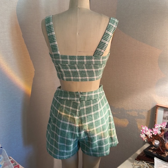 Lovely plaid set - Picture 2 of 2